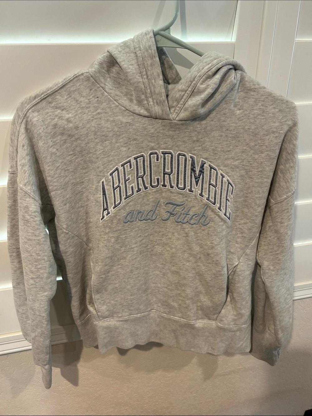 Abercrombie Kids Girls Size 11/12 Gray “Abercrombie and Fitch” Hoodie